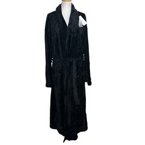 Black Robe Women's Ultra Plus Black Size 2X/3X NWT